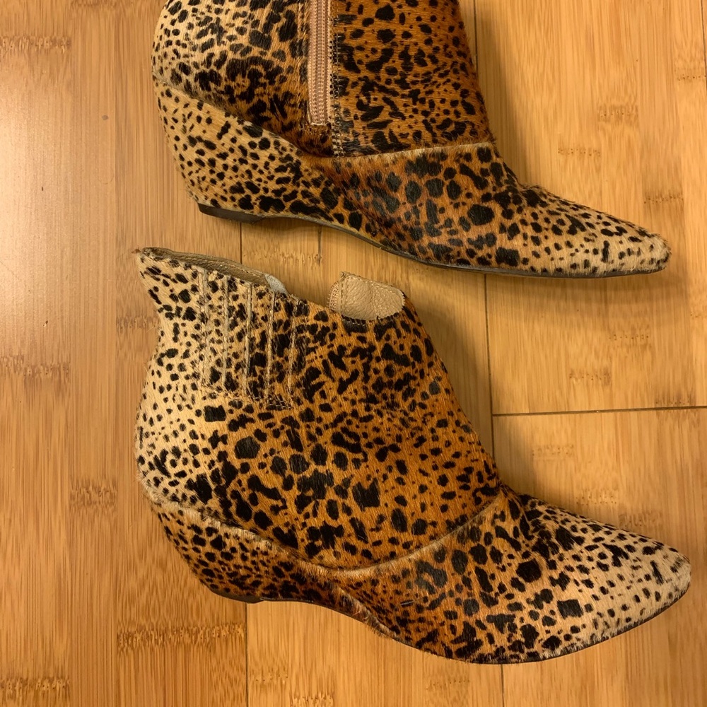 Matisse animal print wedge boots